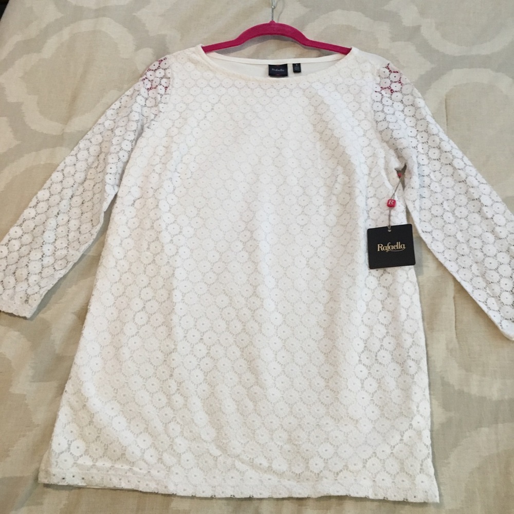 BNWT Rafaella Top size M